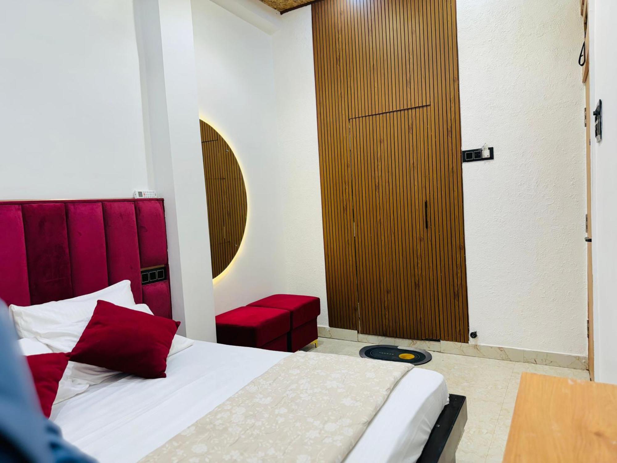 Aura Homestay Waranasi Zewnętrze zdjęcie